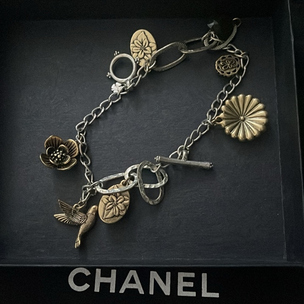 BEAUTIFUL LUCKY CHARM BRACELETS.. - Picture 4 of 4